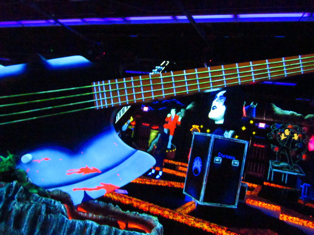 Kiss Monster Mini Golf-拉斯维加斯必去景点