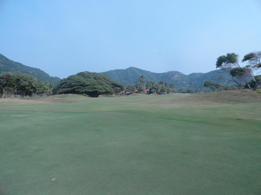 Isla Navidad Golf Course-曼萨尼约必去景点