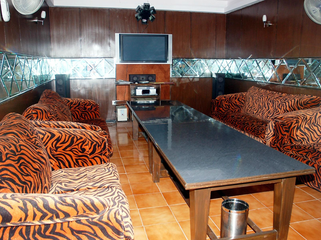 OYO 1064 Hotel Suryansh主图