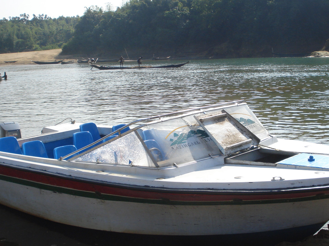 Lalakhal Boat Trip-Jaflong必去景点