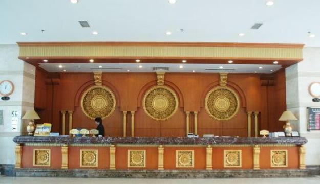 秦皇岛大酒店(火车站店)-客卧