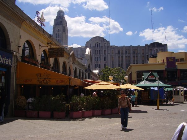Mercado del Puerto-蒙得维的亚必去景点
