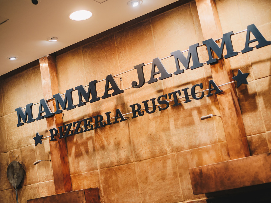 Mamma Jamma Shopping Plaza