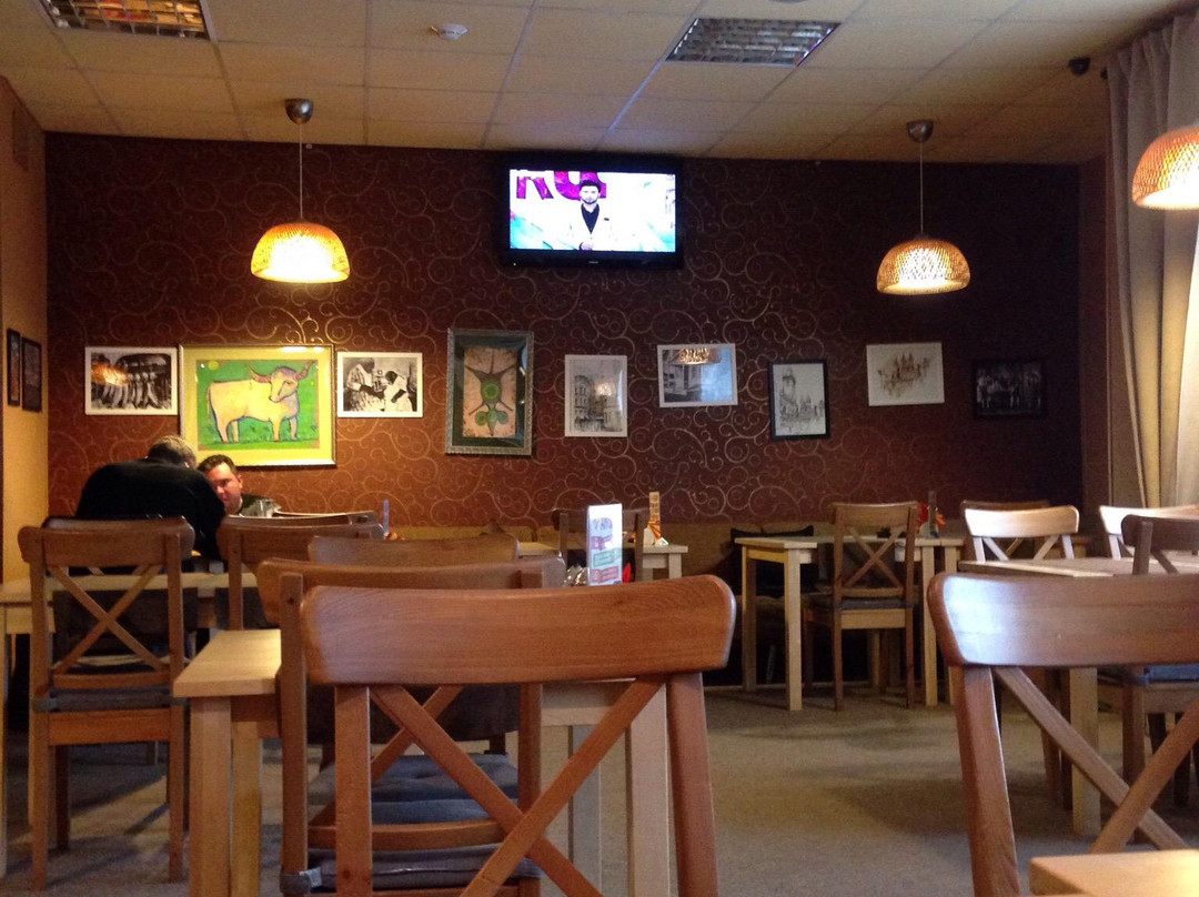 Yuzhnyy餐馆和美食-Koyot