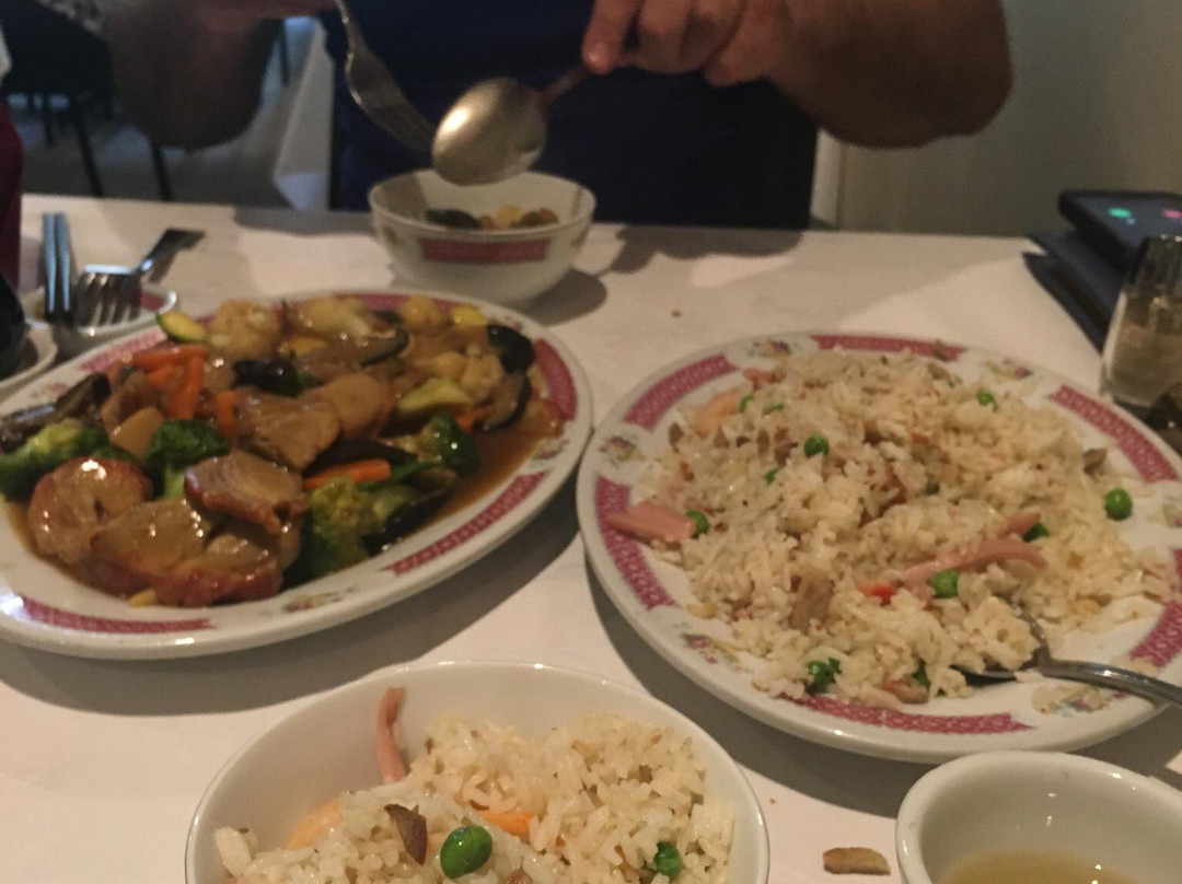 Ming Court Chinese Restaurant