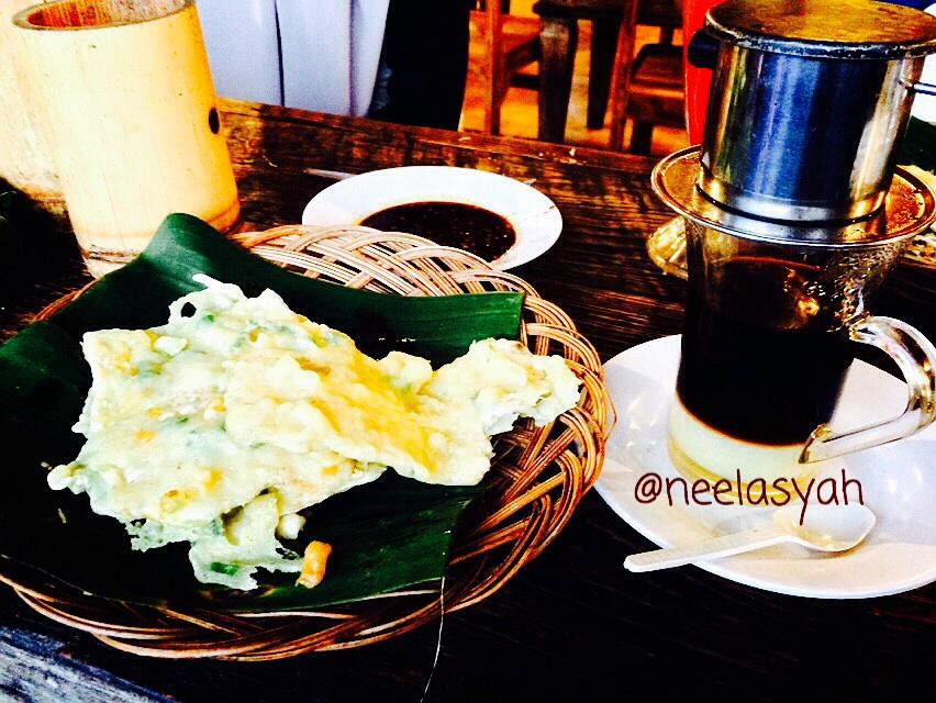 Warung Taru (Rumah Kayu)