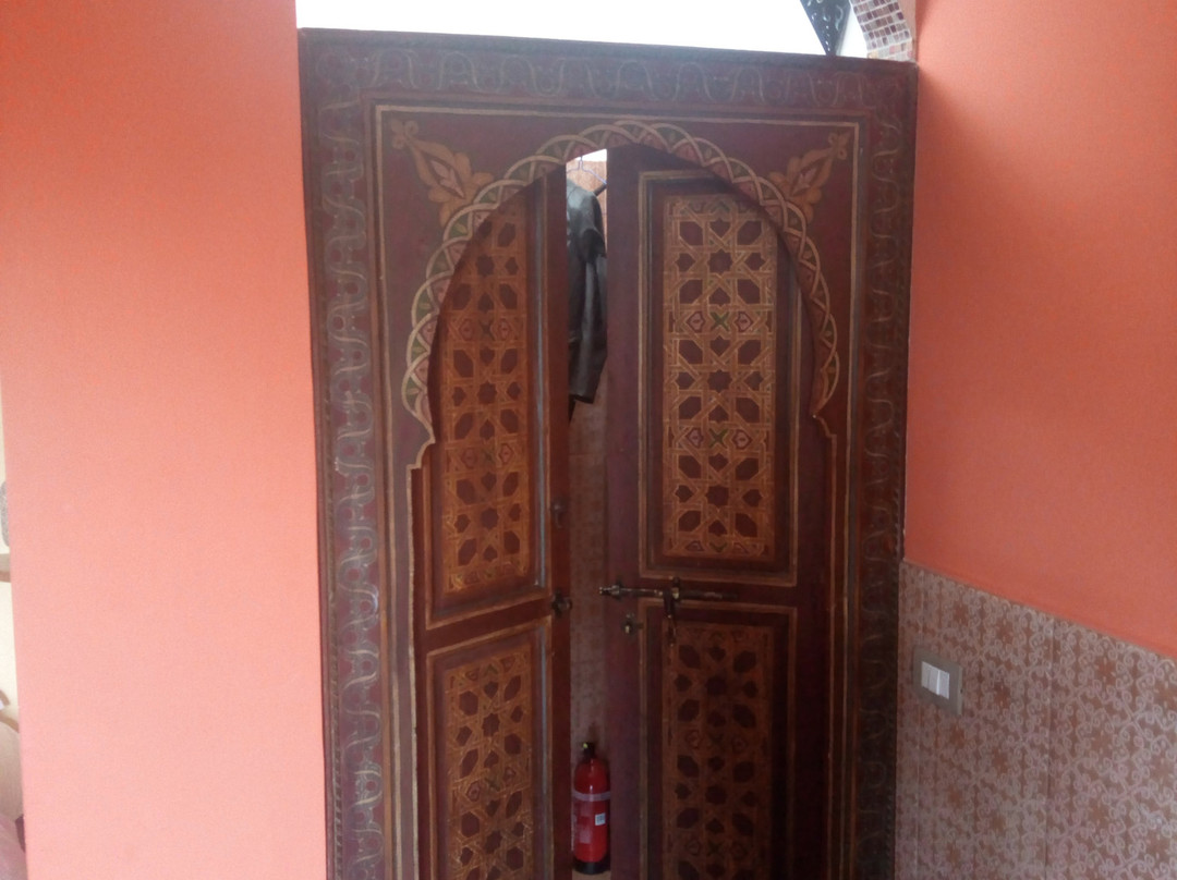 The White Villa主图