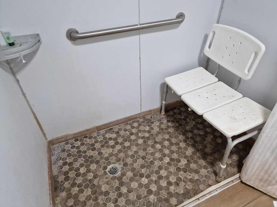 山谷汽车旅馆主图