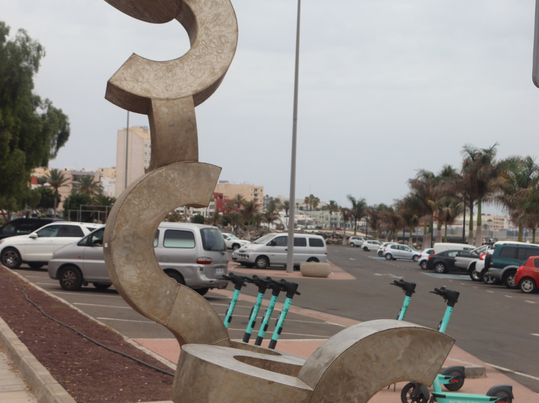 Parque escultórico "Puerto del Rosario"景点图片