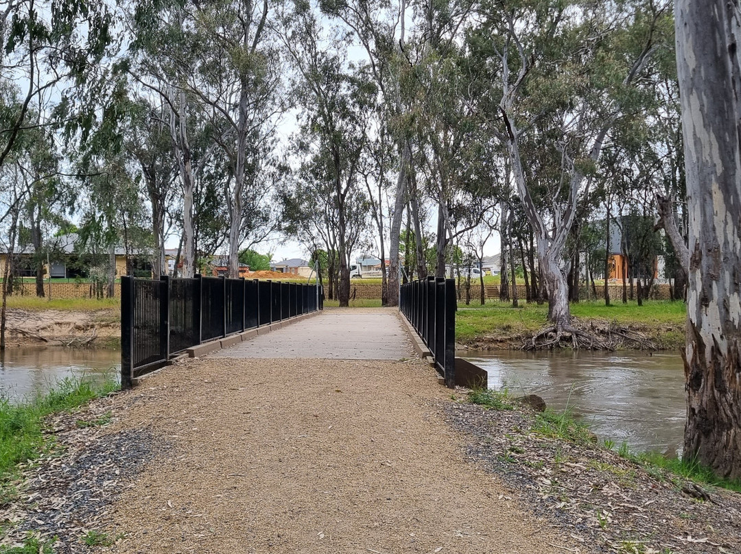 Quinn's Island-Cobram必去景点