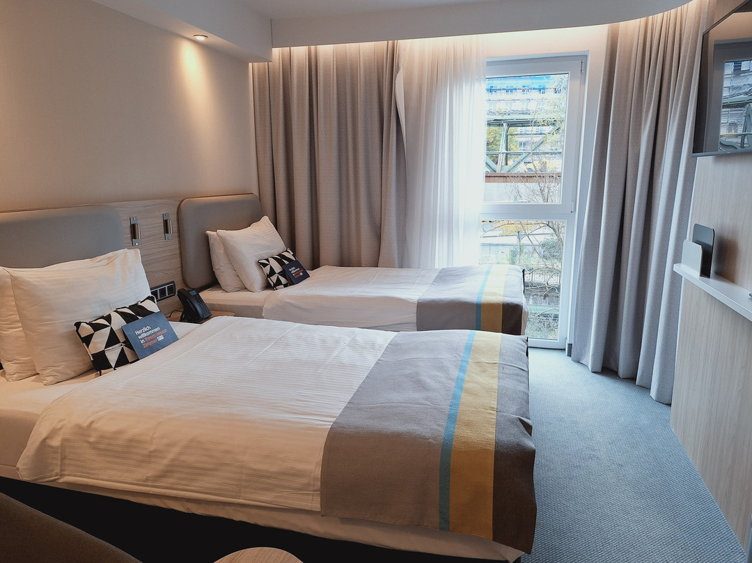 Holiday Inn Express Wuppertal - Hauptbahnhof By IHG主图