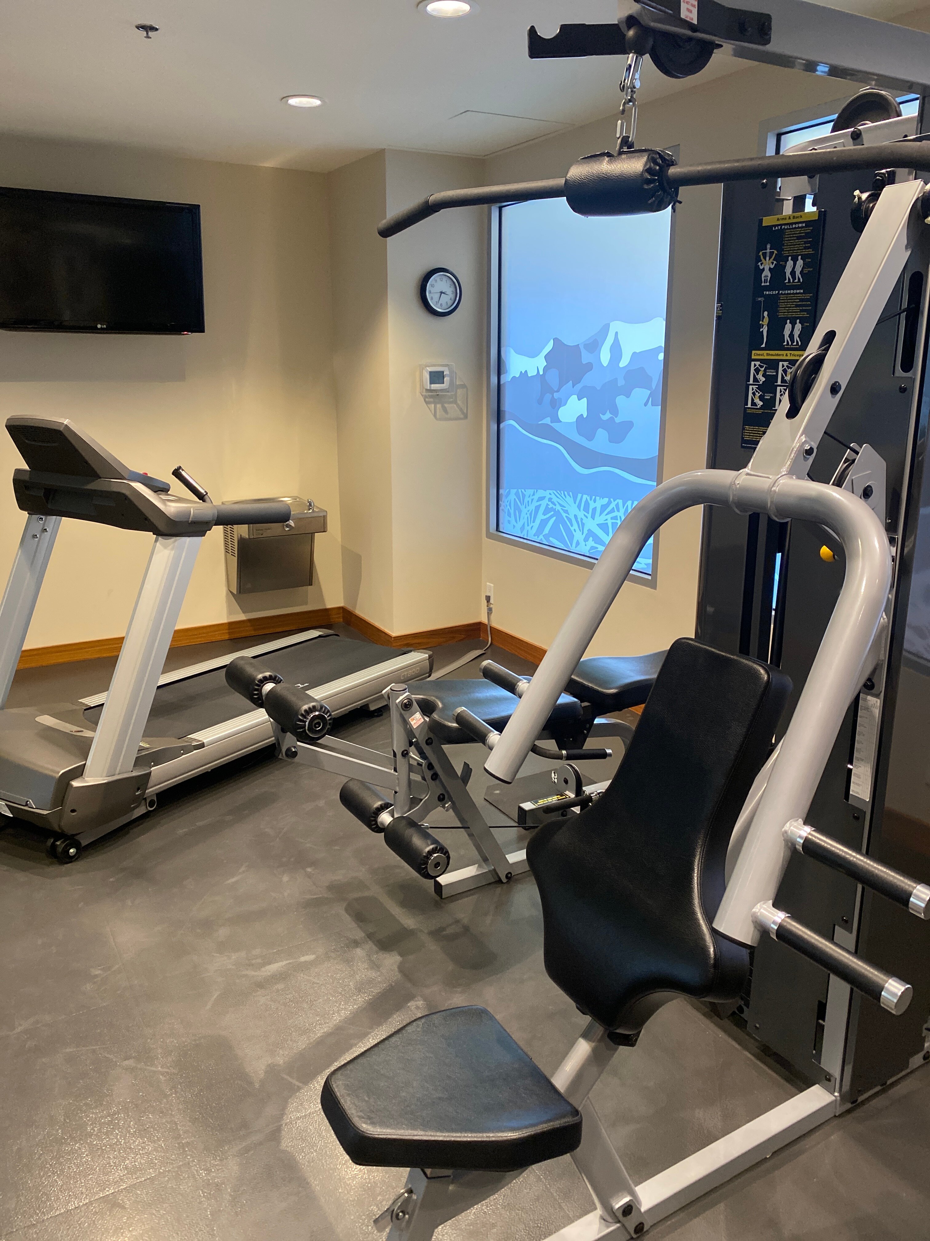 Mountain View Inn & Suites-官方
