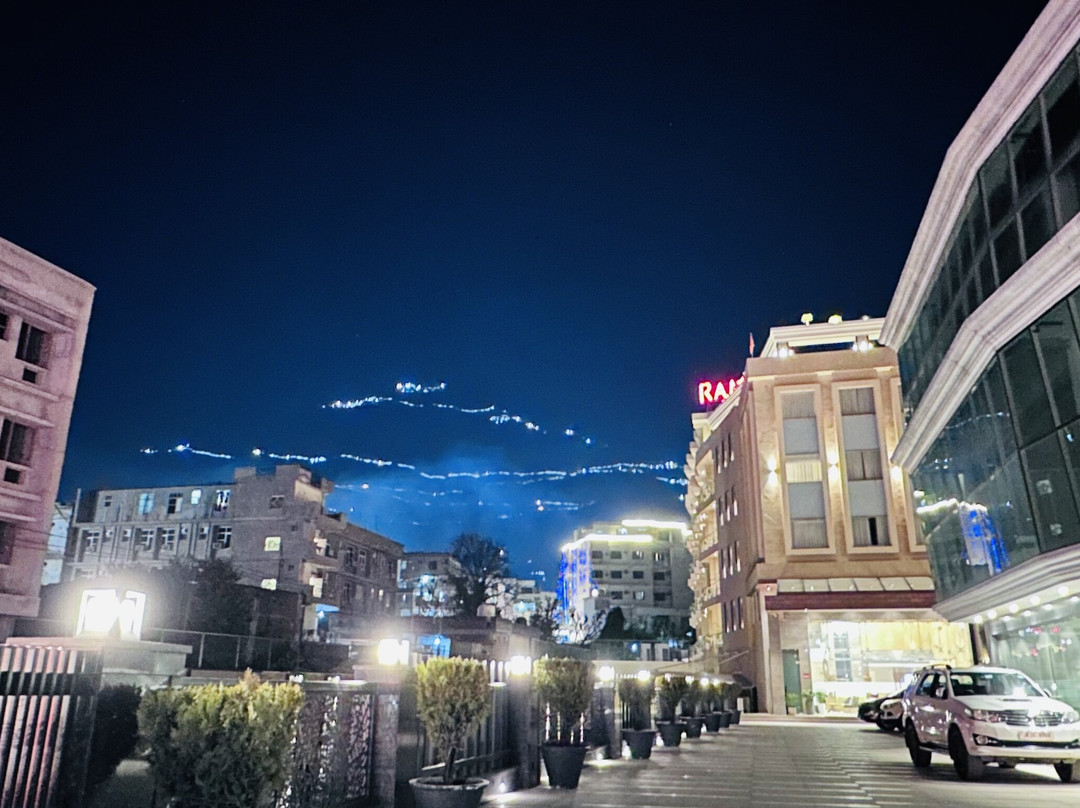 Ramada by Wyndham Katra Station Road主图