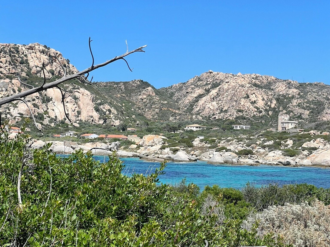 Spiaggia Nido d'Aquila-拉马达莱娜必去景点