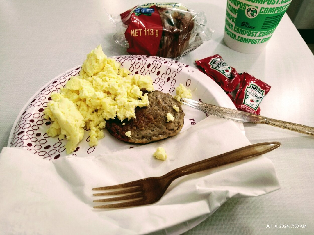 希尔顿汉普顿酒店主图