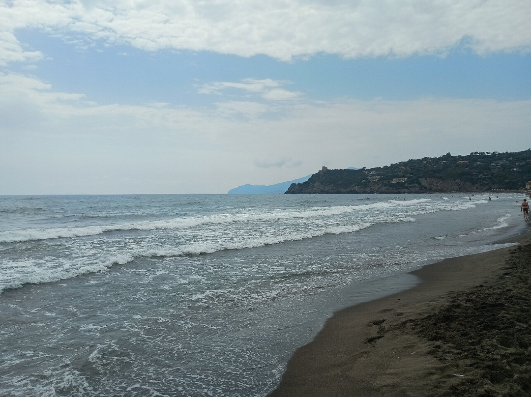 Bau Beach Ansedonia景点图片