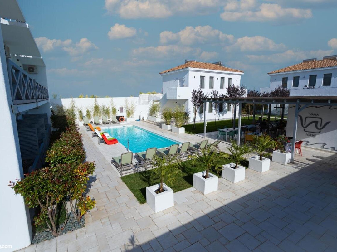 White Vama Veche主图