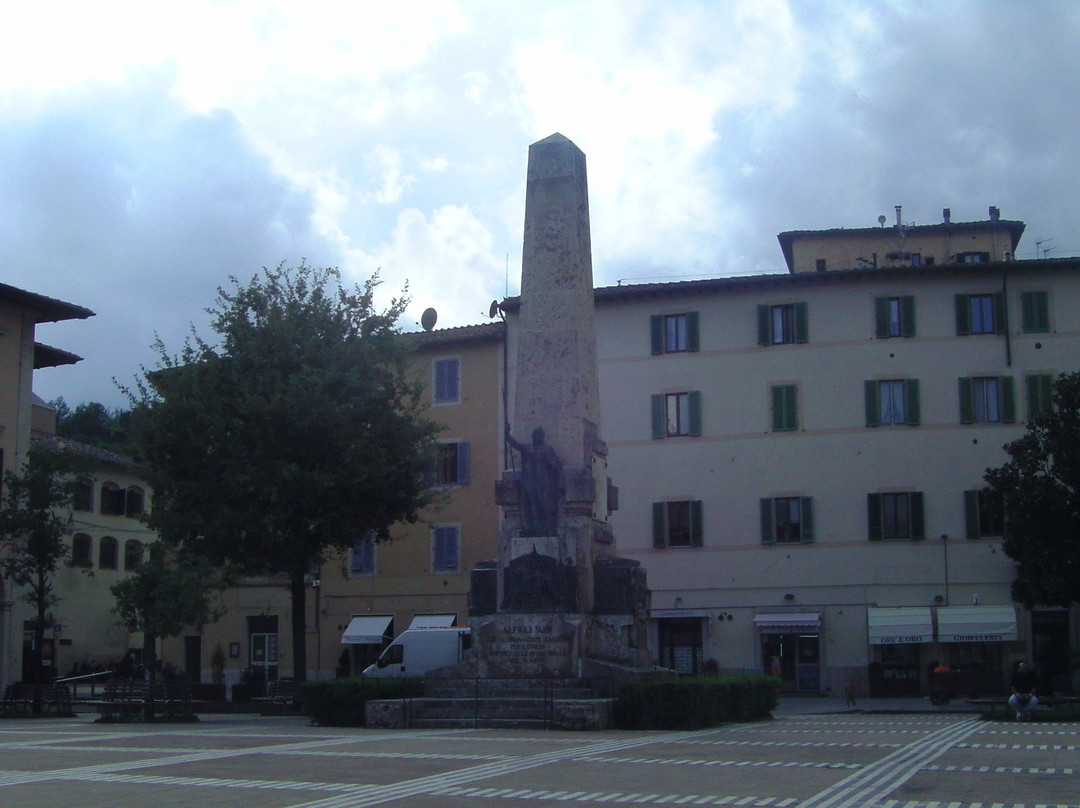 Piazza Arnolfo di Cambio景点图片