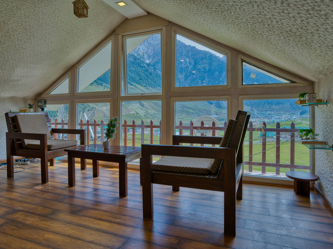 Golden Meadows Hotels & Resort主图