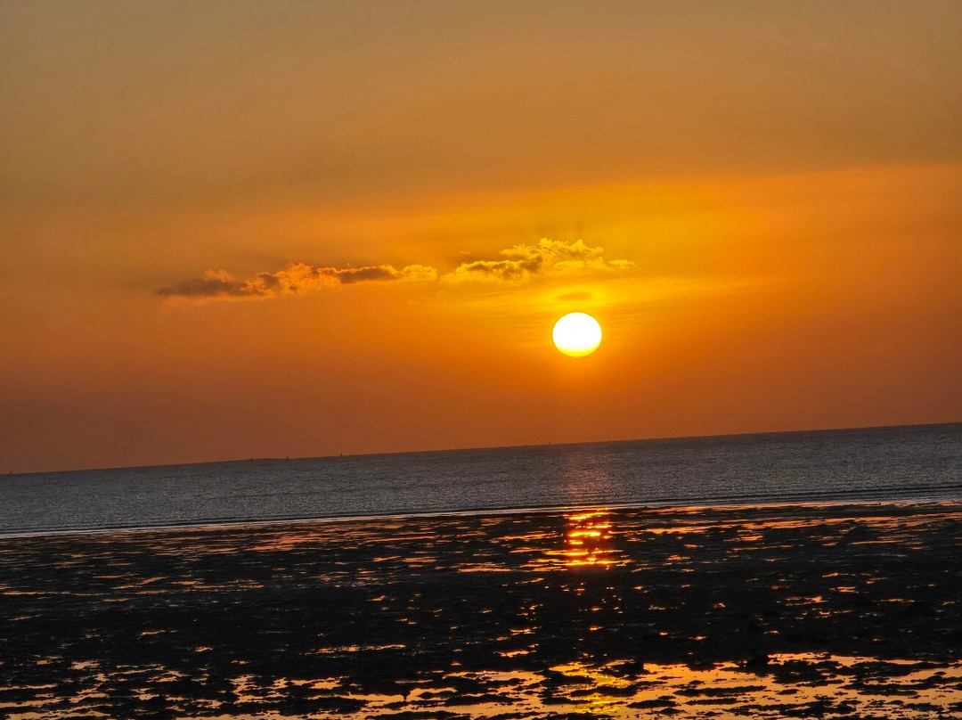 Sea View Hotel主图