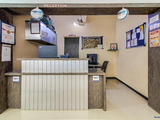 OYO Flagship 46061 Hotel Sugandha