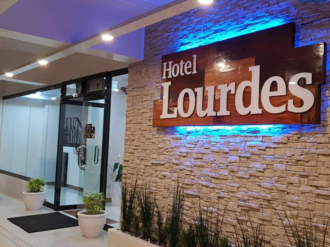 Hotel Lourdes主图