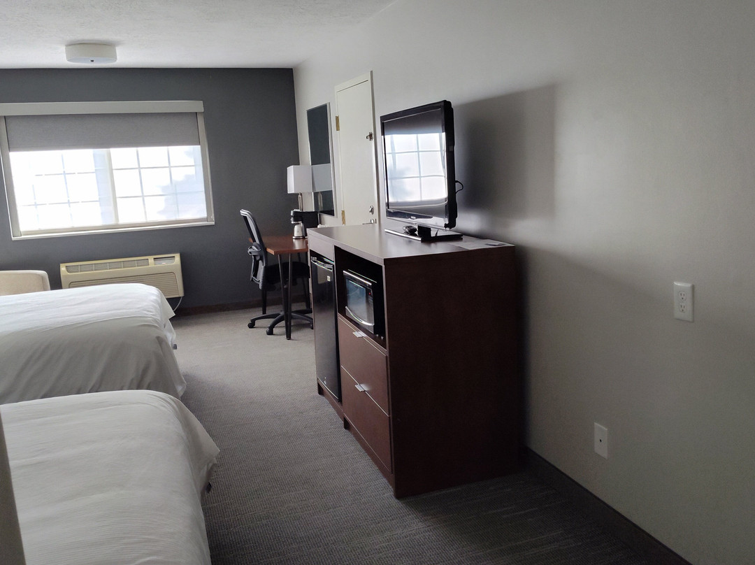 Best Western Plus Cottontree Inn主图