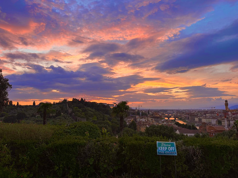 Greeking.me-伊拉克利翁必去景点