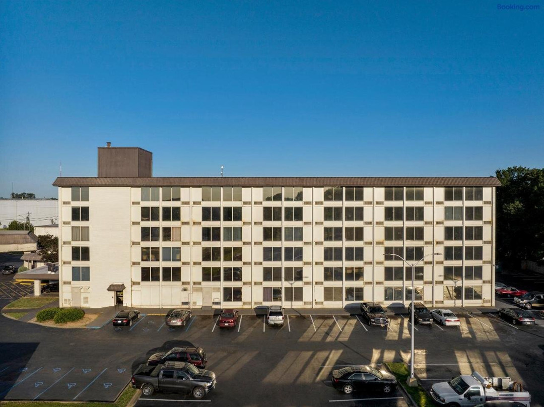 Quality Hotel & Conference Center