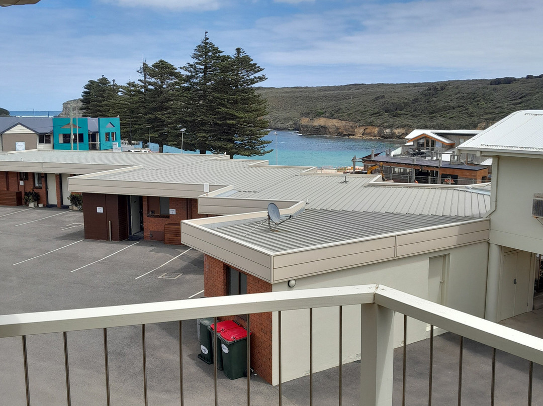 阿德湖汽车旅馆主图