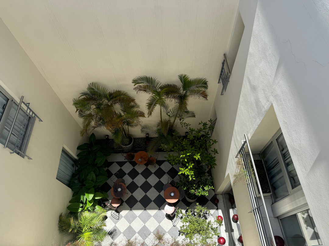 白玉兰精品酒店主图