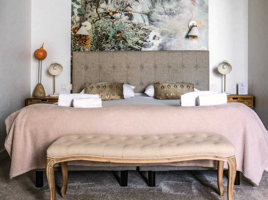 The Originals Hôtel Le George主图