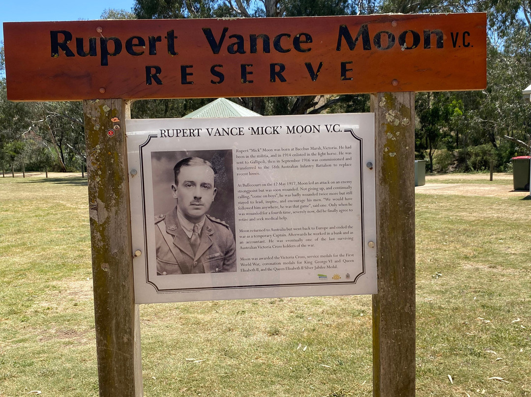 Rupert Vance Moon Reserve景点图片