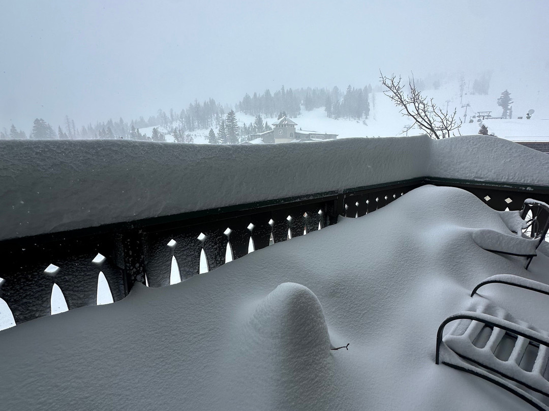 猛犸象山酒店主图