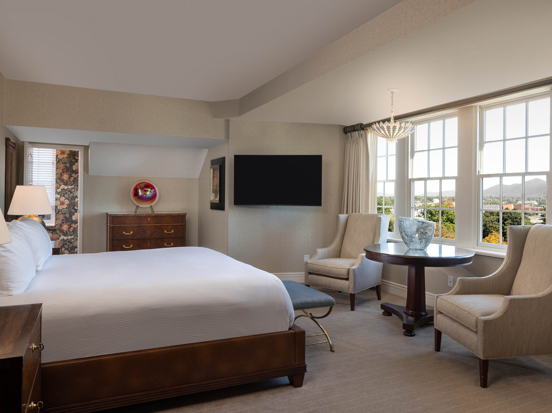 The Hotel Roanoke & Conference Center, Curio Collection By Hilton主图