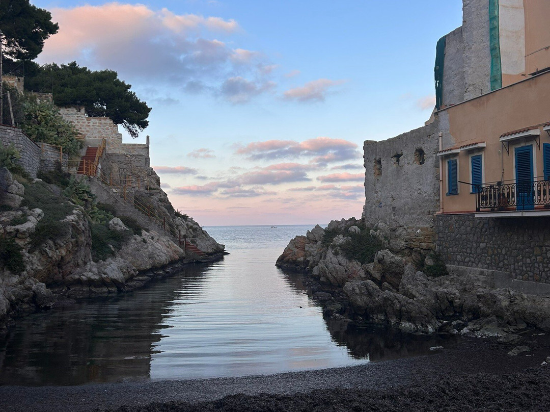 Caletta Sant'Elia景点图片