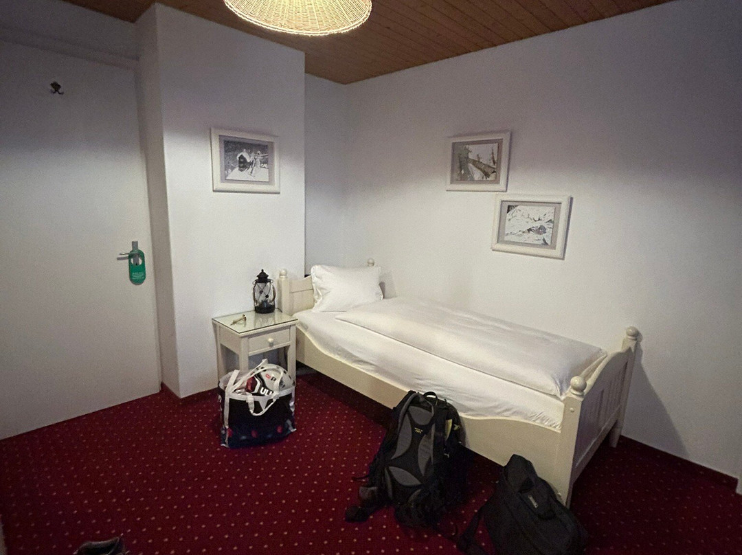 Hotel Cresta主图