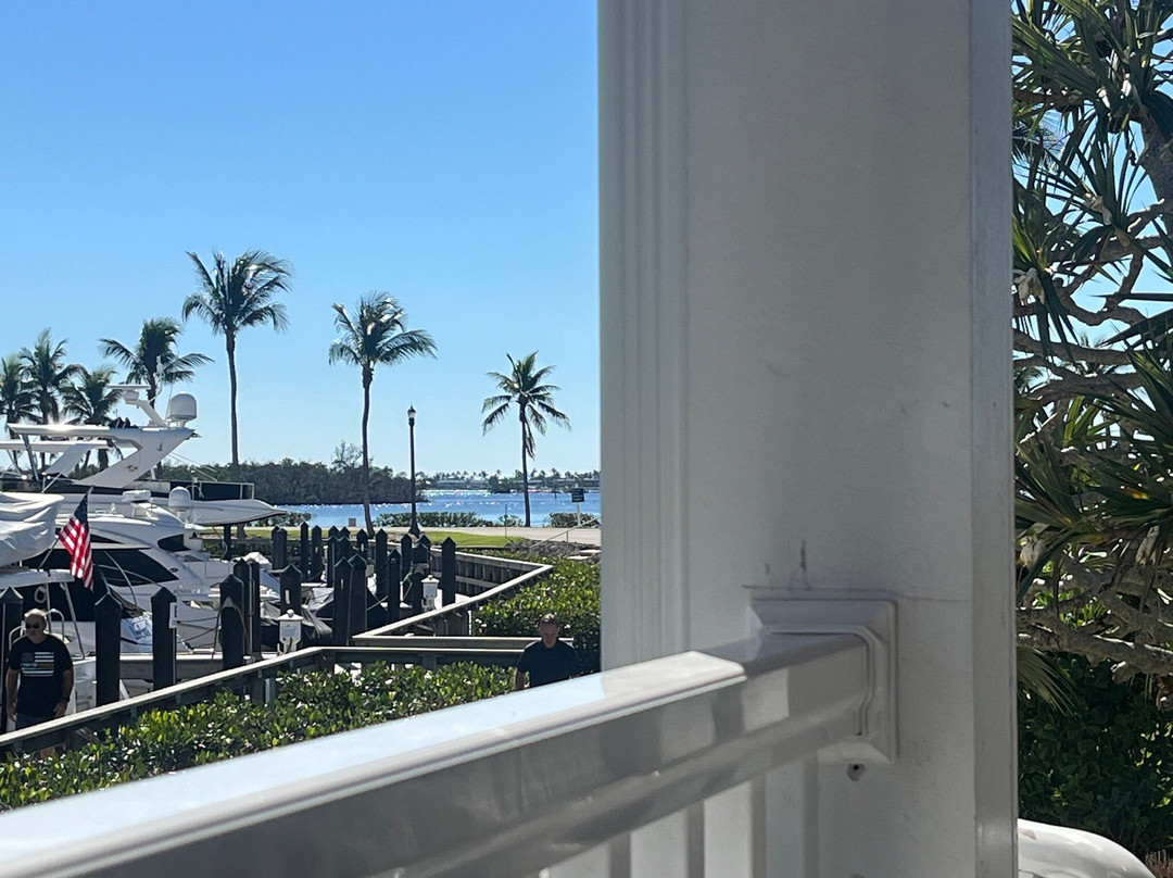 High Tide Social House