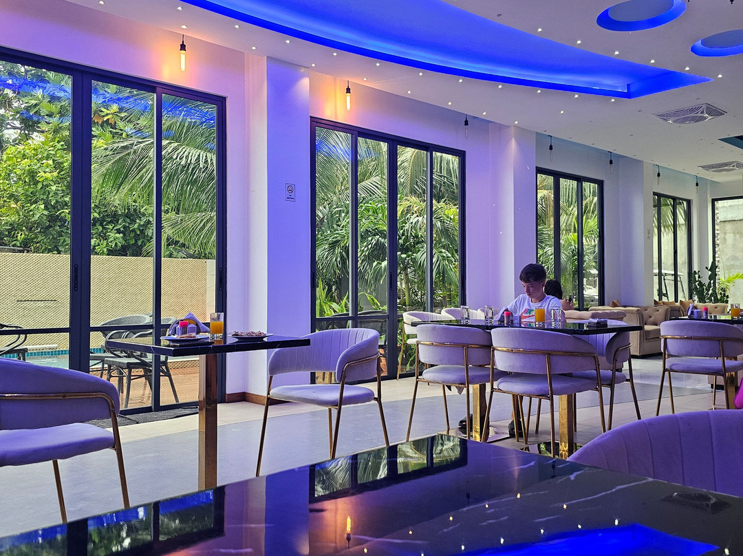 Ari Grand Hotel主图