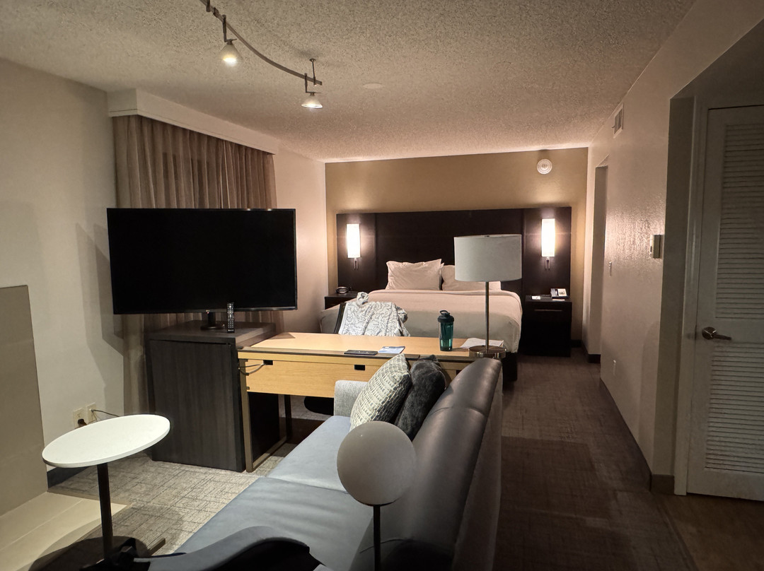 长滩Residence Inn 酒店