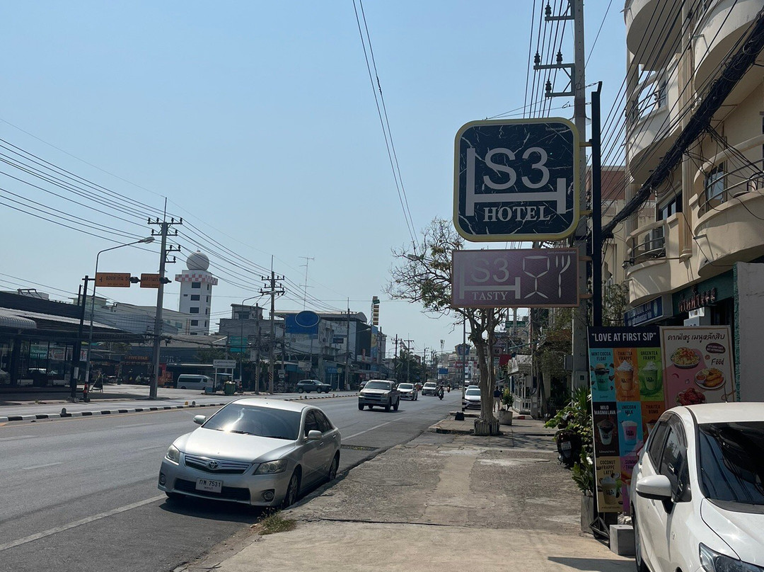 S3 Huahin Hotel