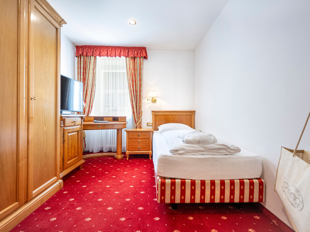 Hotel Touring Dolomites主图