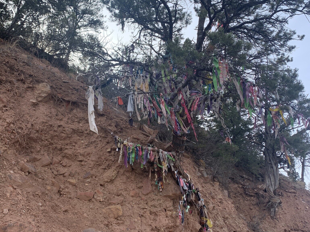 Doc Holliday's Grave-格伦伍德温泉必去景点