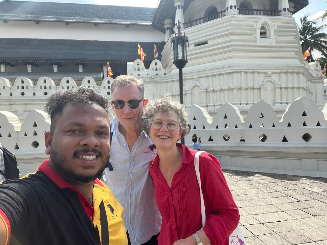 Kandy Tuk Rides-Kandy District必去景点