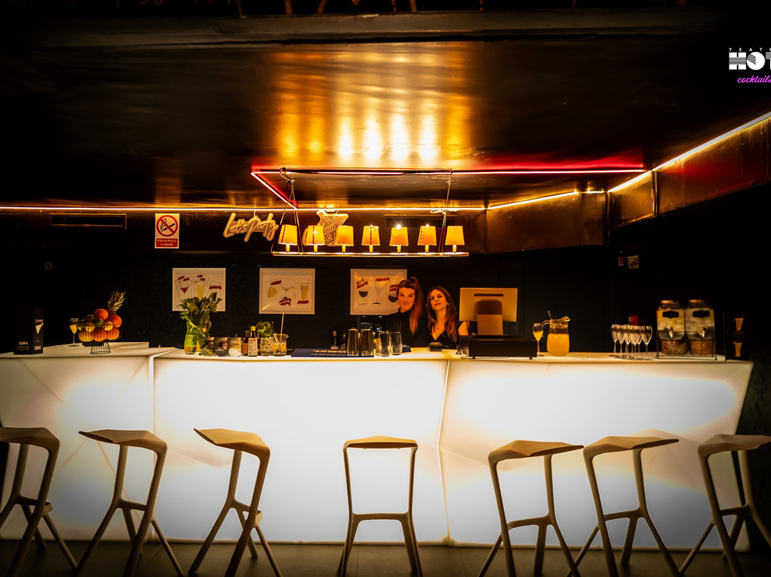 Teatro Hot Cocktails