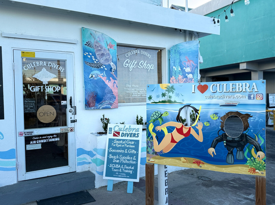 Culebra Divers-库莱布拉岛必去景点