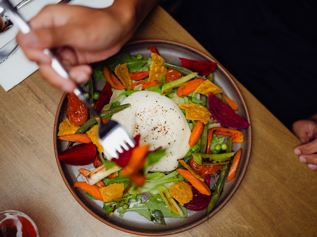 Bend Restaurante De Vinos Y Tapas