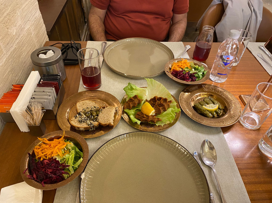 Lolee Restaurant & Patisserie