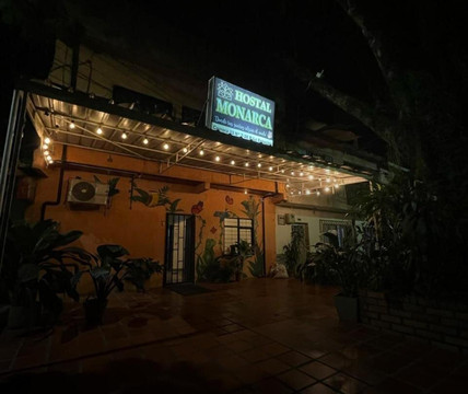 Hostal MONARCA