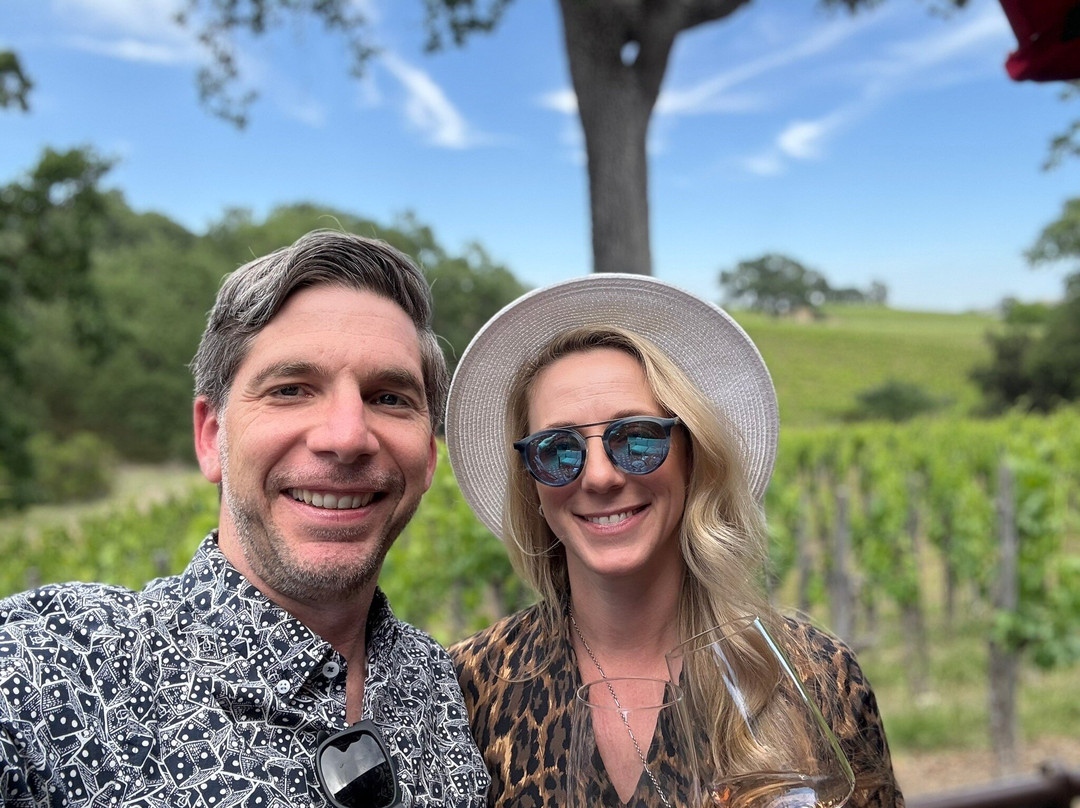 Austin Hope & Treana Tasting Cellar景点图片